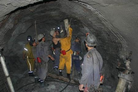 察哈尔右翼前工程爆破中的危险因素分析以及应对工程爆破危险的措施